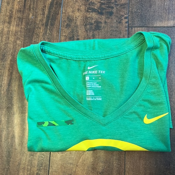 Oregon Ducks Nike Tee - Picture 6 of 7